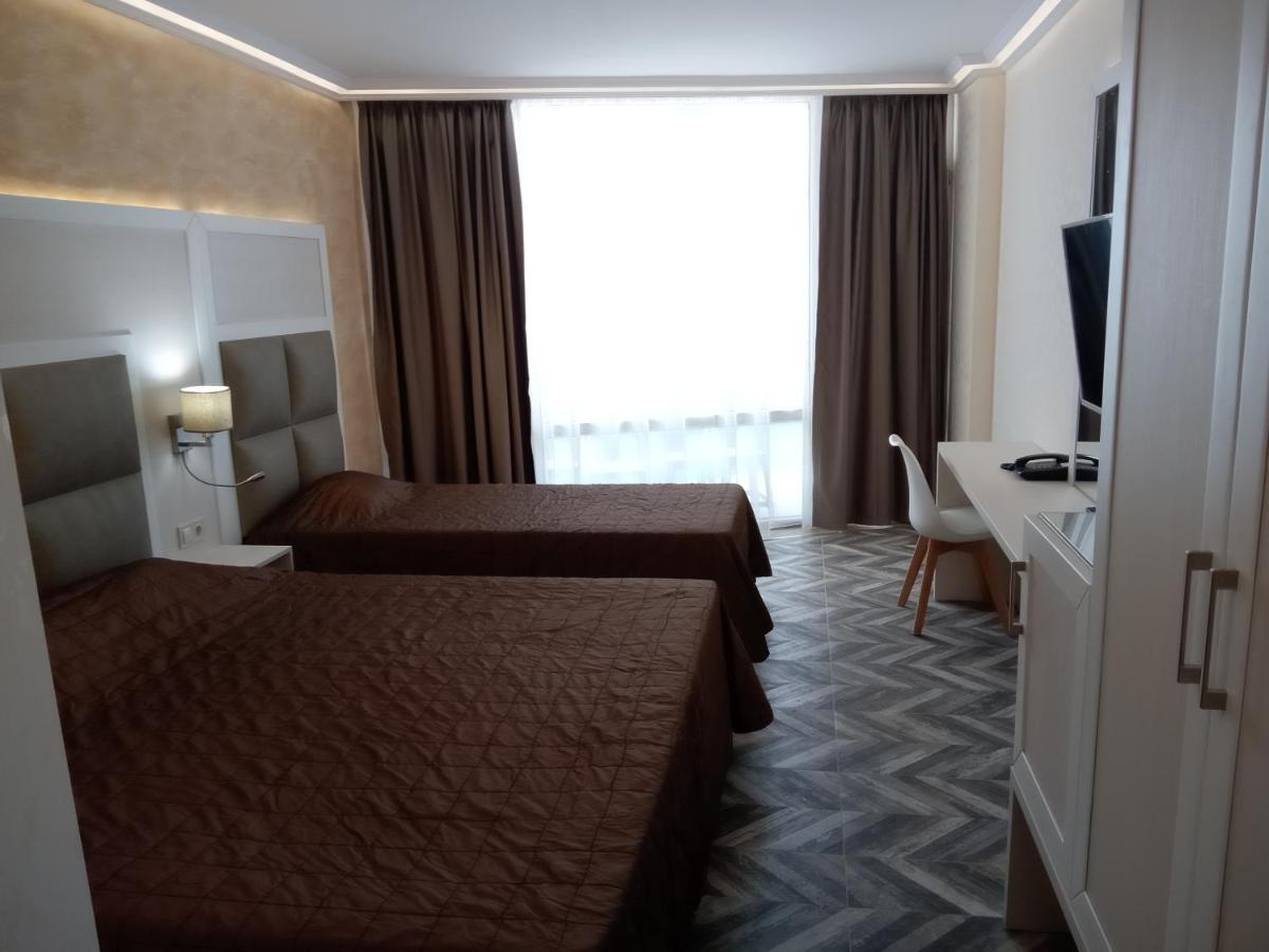 Sea View Triple S B Apartment Pomorie Bagian luar foto