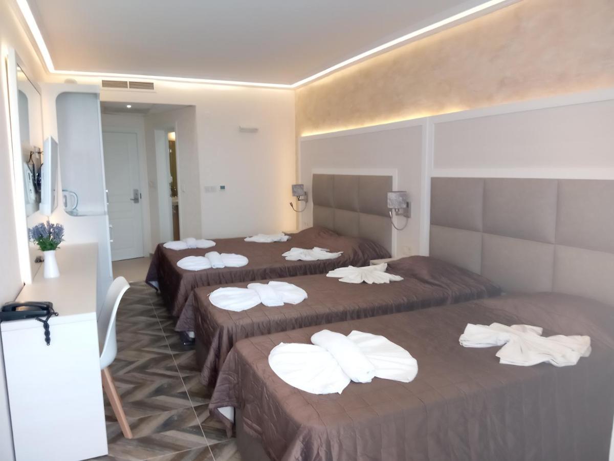 Sea View Triple S B Apartment Pomorie Bagian luar foto
